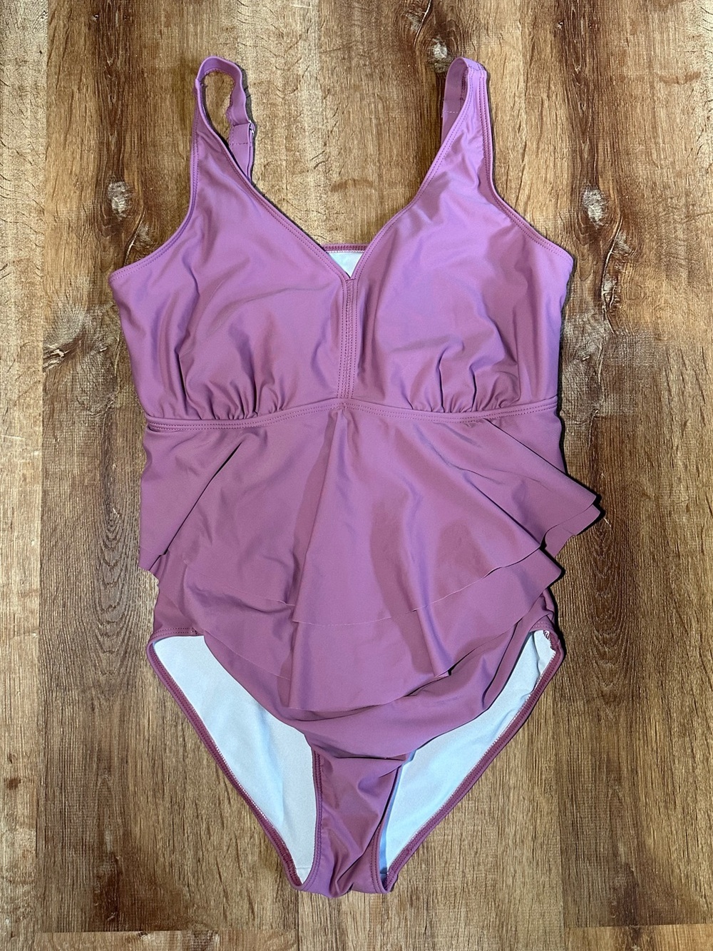 Swimsuit - Picture 3 of 8